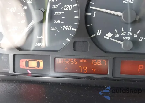 2001 BMW 325Ci z USA, uszkodzony, nr VIN WBABS33431JY56811